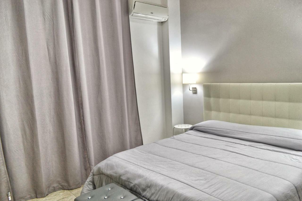 B&B Lungomare CTA Eksteriør billede